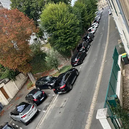 Appartement Escale 21m Aeroport Cdg Parc Expo Asterix